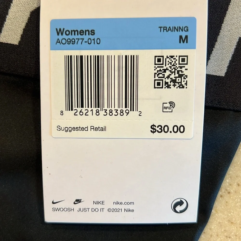 Nike Women's Black Pro Shorts - Picture 2 of 2